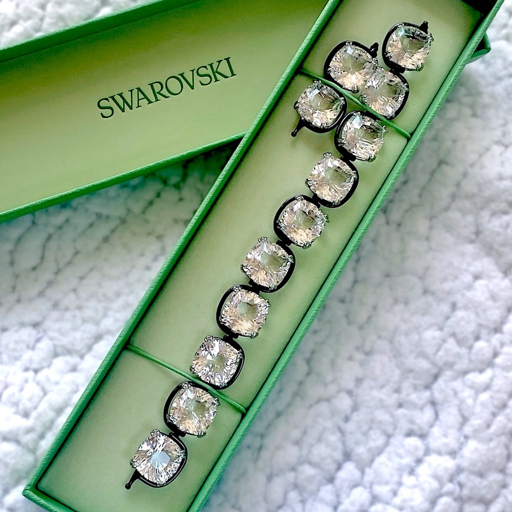Swarovski “Harmonia” Cushion Cut Crystal Flex Bracelet - Picture 17 of 17